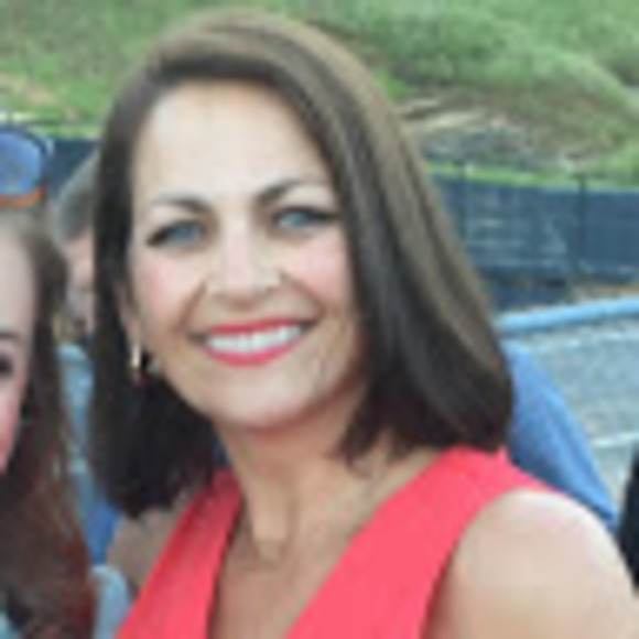 Meet your Posher, Amy - Picture 1 of 1